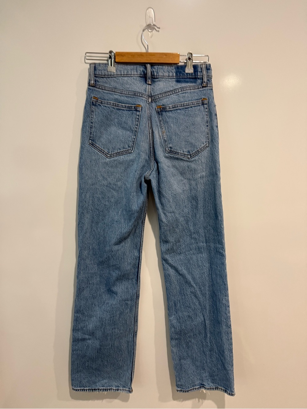 Abercrombie & Fitch 90s High Rise Relaxed Jean - Picture 5 of 7